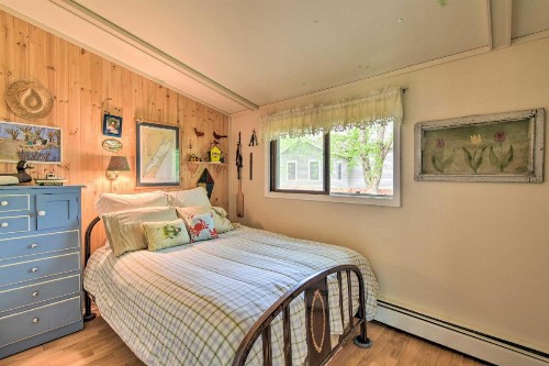 4 Season Lake House 7 Miles to Sand Valley! - image 12