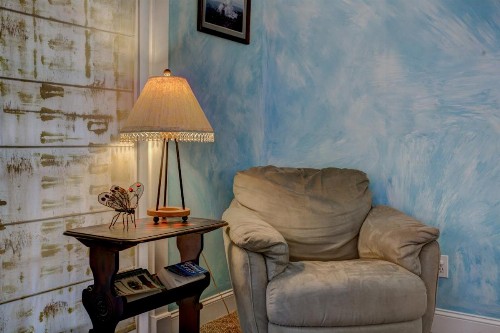 Anchor Inn NSB Bed and Breakfast - image 23