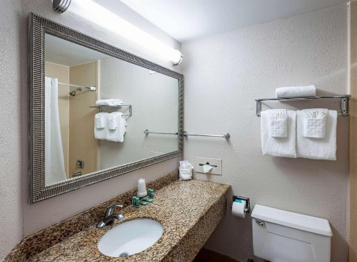 Best Western New Smyrna Beach Hotel & Suites - image 30