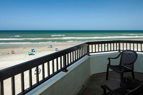 Best Western New Smyrna Beach Hotel & Suites - image 37