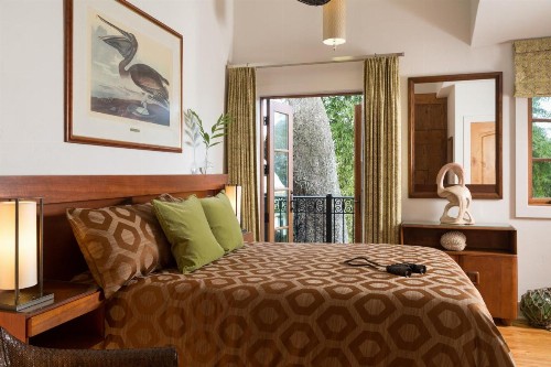 Black Dolphin Inn - image 25