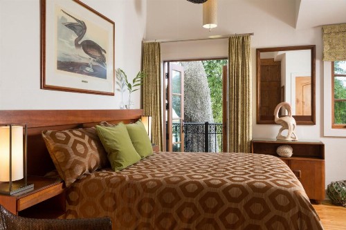 Black Dolphin Inn - image 29