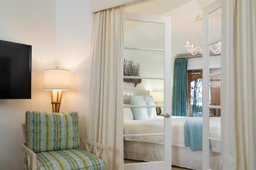Black Dolphin Inn - image 30