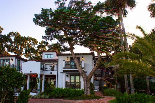Black Dolphin Inn - image 34
