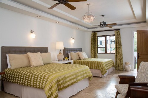 Black Dolphin Inn - image 38