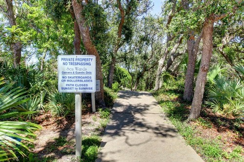 Sea Wood Coastal Hide Away - image 9