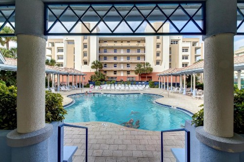 Oceanwalk Condos - image 10