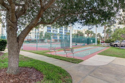 Oceanwalk Condos - image 9