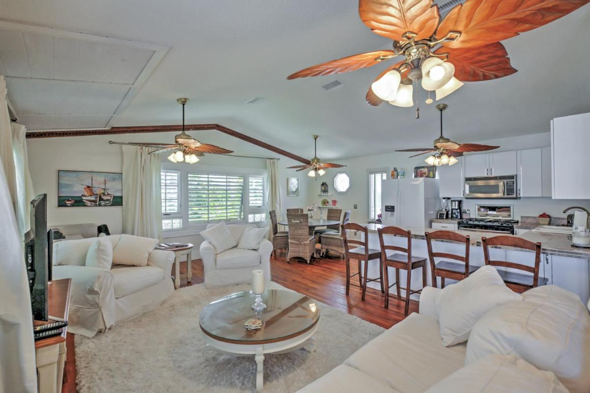 Lovely New Smyrna Beach House w/ Ocean Views! - main image