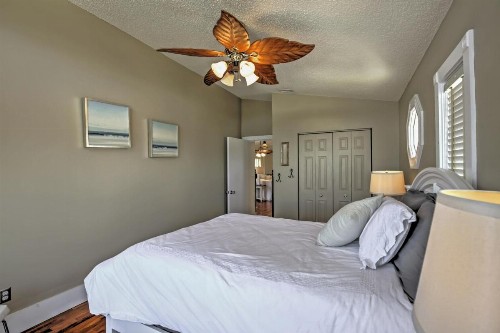 Lovely New Smyrna Beach House w/ Ocean Views! - image 5