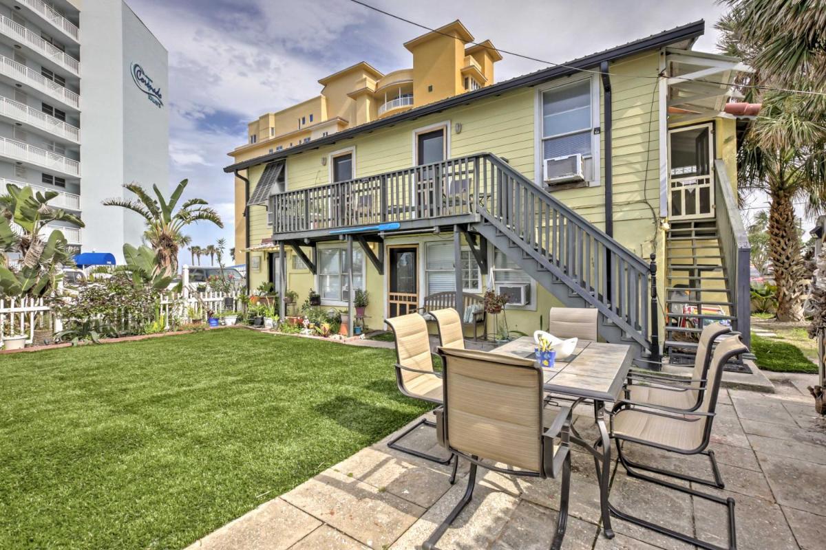 New Smyrna Beach House Walk to Ocean & Flagler Ave - main image