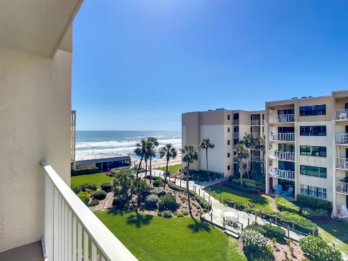 Castle Reef by Ocean Properties