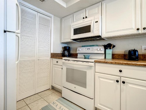 Palm House by Ocean Properties - image 11