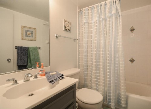 Ponce de Leon Towers by Ocean Properties - image 11