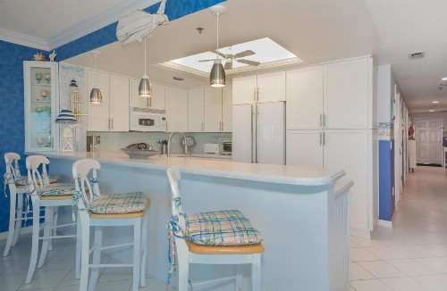 Surf & Racquet by Ocean Properties - image 11
