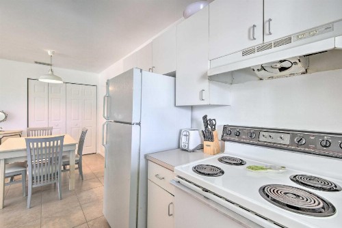 NSB Condo with Pool and Grill Deck - Walk to Beach - image 12