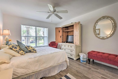 NSB Condo with Pool and Grill Deck - Walk to Beach - image 14