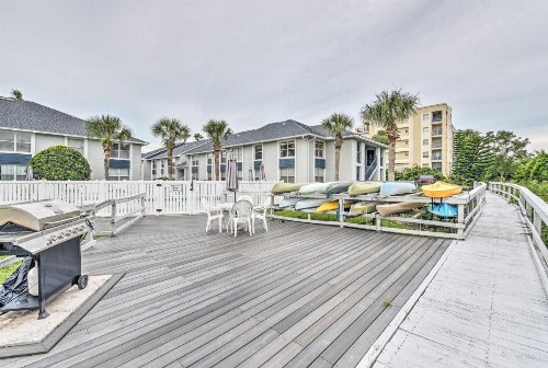 NSB Condo with Pool and Grill Deck - Walk to Beach - image 3