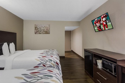 Econo Lodge New Stanton I-70 - image 25