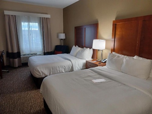 Comfort Inn New Stanton - image 36