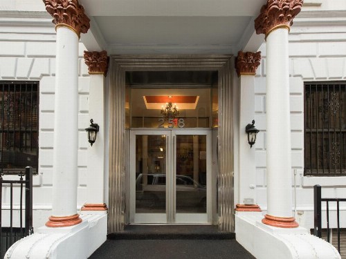 Royal Park Hotel - image 8