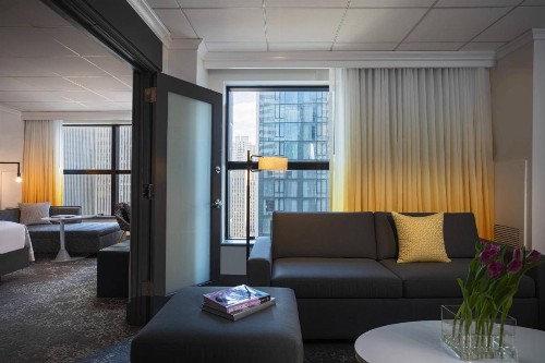 Renaissance New York Times Square Hotel - image 16