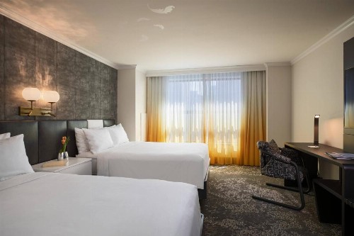 Renaissance New York Times Square Hotel - image 26