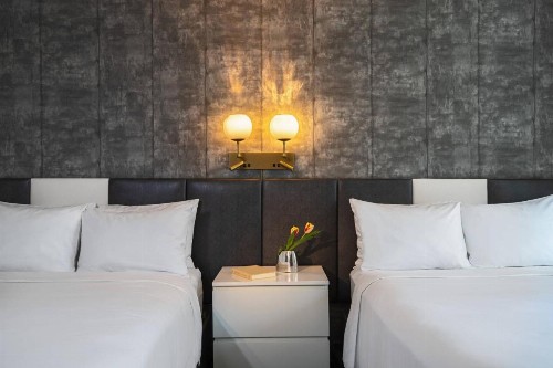 Renaissance New York Times Square Hotel - image 29
