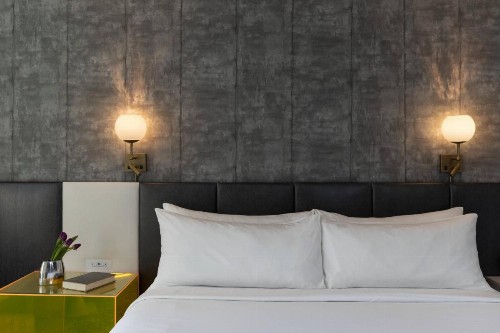 Renaissance New York Times Square Hotel - image 30