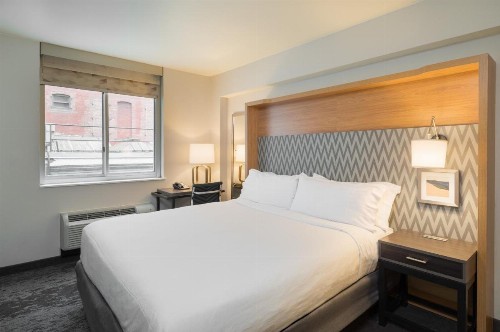 Holiday Inn Wall Street an IHG Hotel - image 12