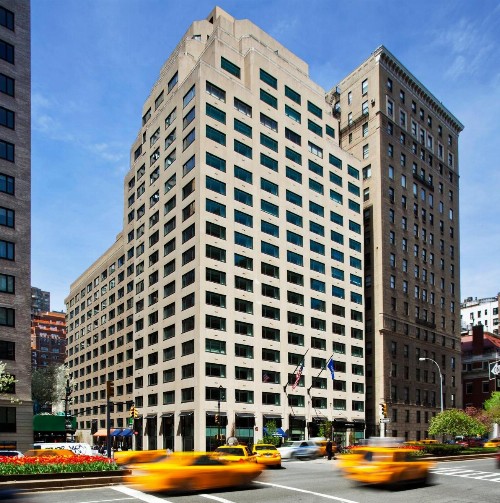 Loews Regency New York Hotel - image 2