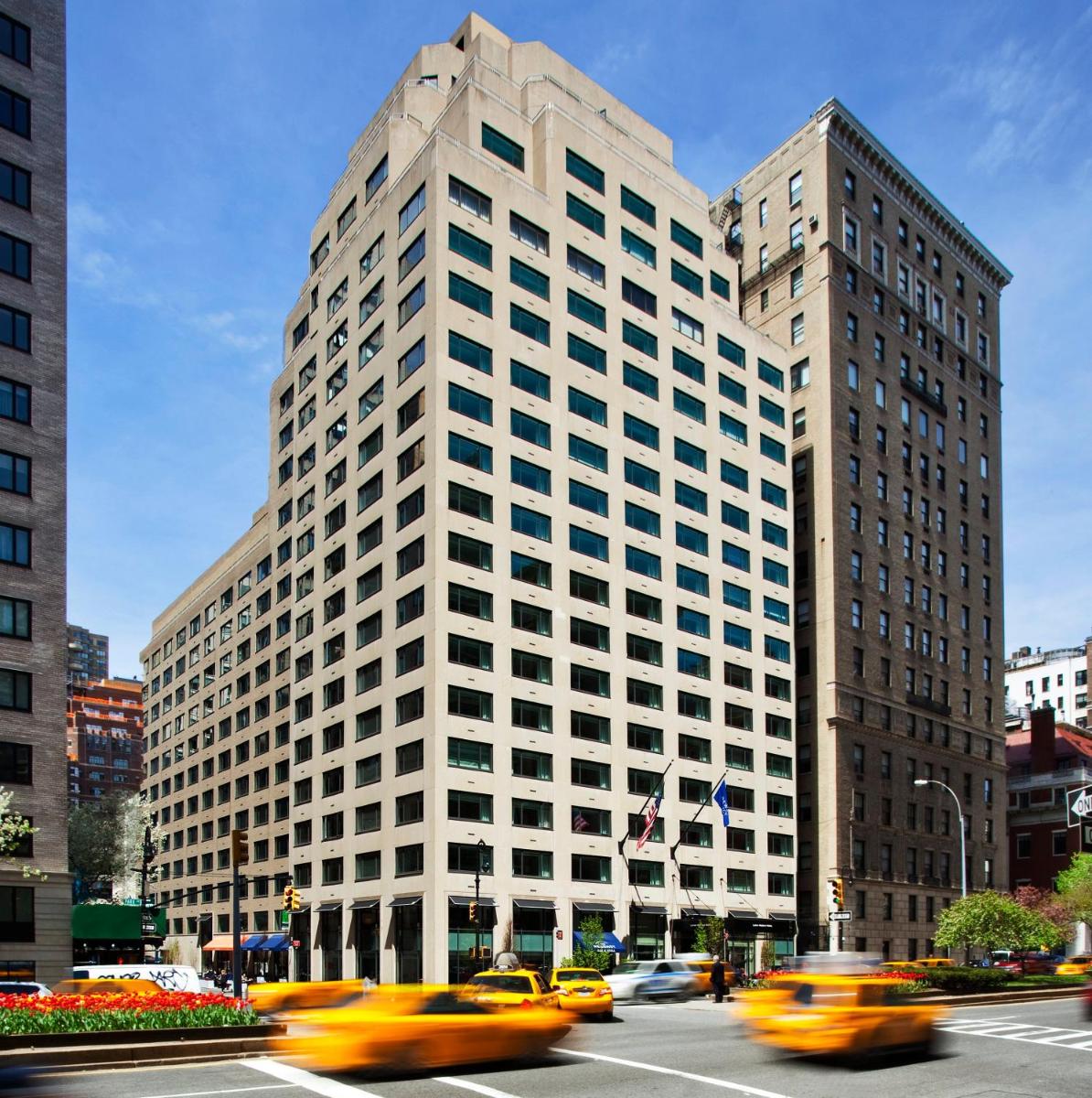 Loews Regency New York Hotel - image 2