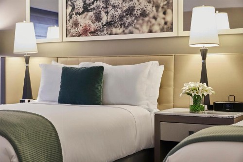 Loews Regency New York Hotel - image 39