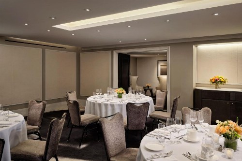 Loews Regency New York Hotel - image 9
