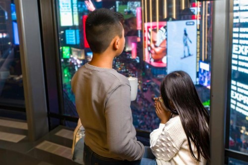 New York Marriott Marquis - image 15