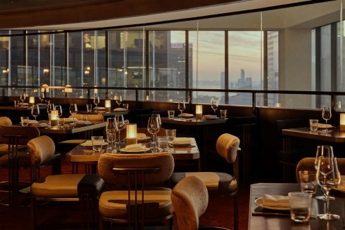 New York Marriott Marquis - image 4