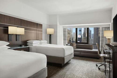New York Marriott Marquis - image 40