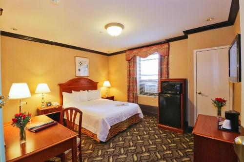 Hotel Newton - image 10