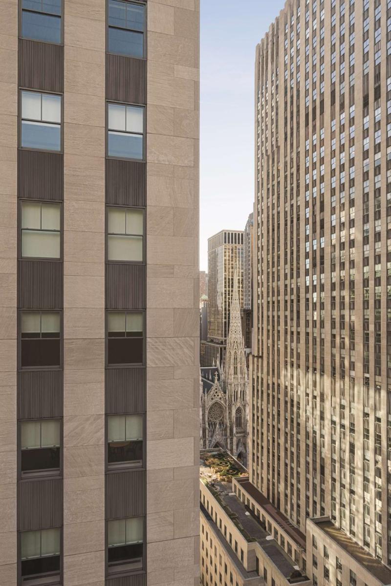 Radisson Hotel New York Midtown-Fifth Avenue - image 2