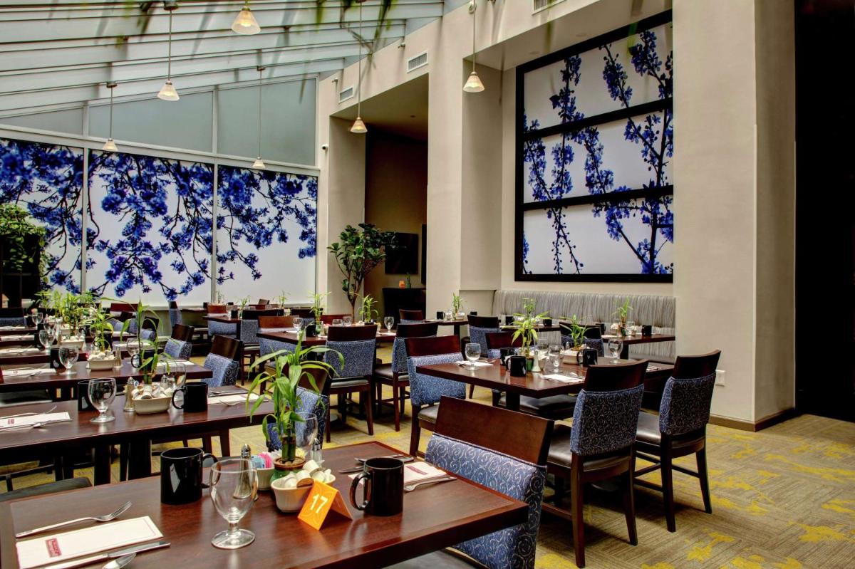 Hilton Garden Inn New York/Manhattan-Chelsea - image 7