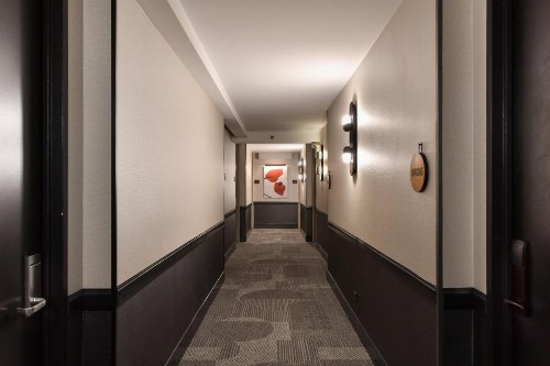 Hilton Garden Inn Times Square - image 13