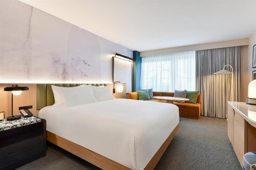 Hilton Garden Inn Times Square - image 36