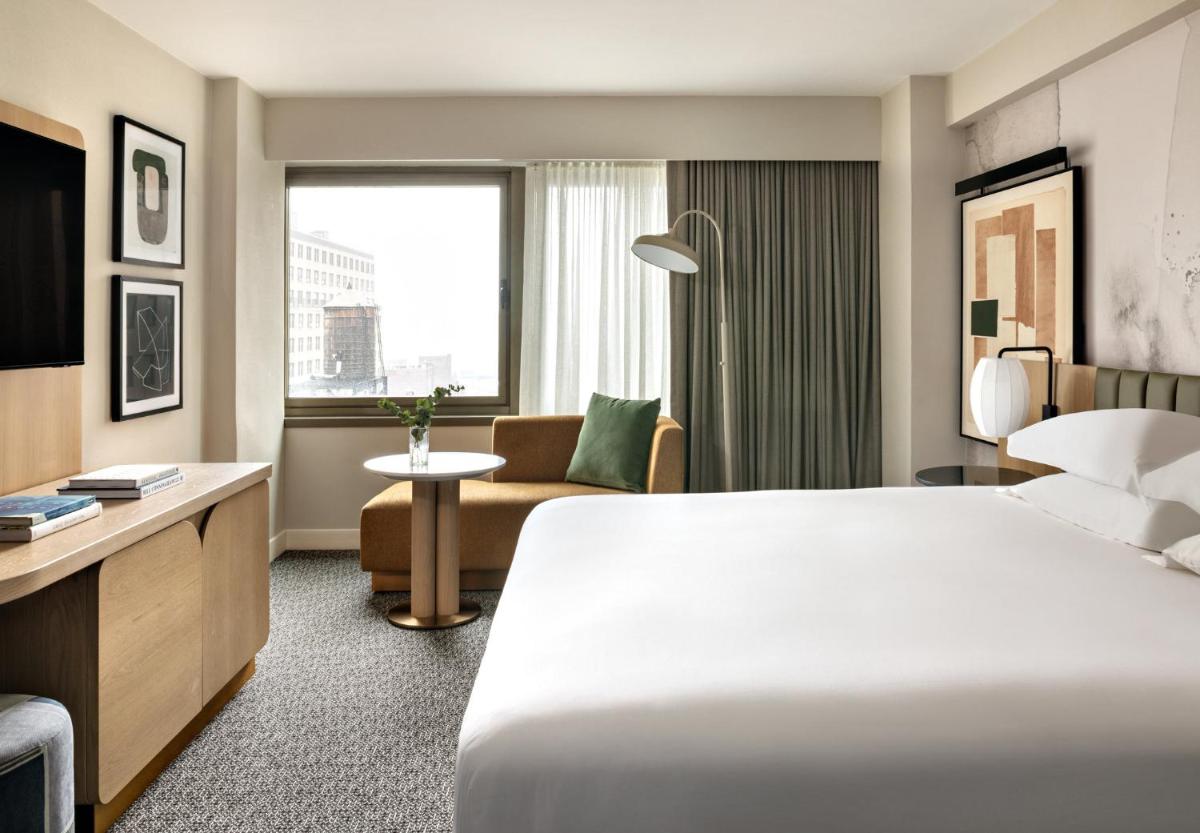 Hilton Garden Inn Times Square - image 7