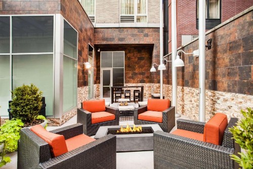 Hilton Garden Inn West 35th Street - image 10