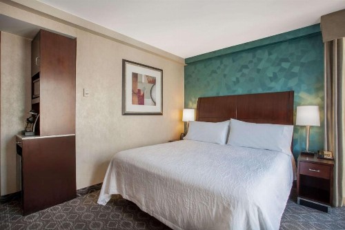 Hilton Garden Inn West 35th Street - image 22
