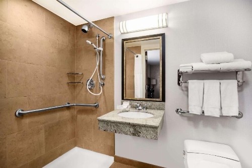 Hilton Garden Inn West 35th Street - image 25