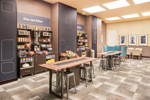 Hilton Garden Inn West 35th Street - image 29