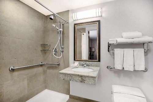 Hilton Garden Inn West 35th Street - image 31