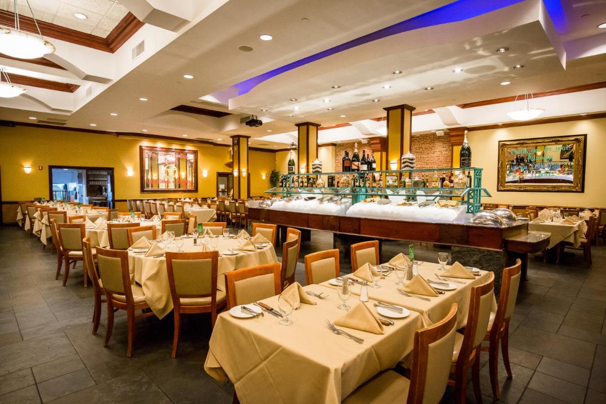 The Belvedere Hotel - image 3