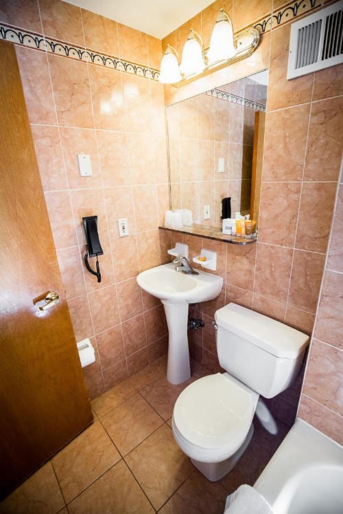 The Belvedere Hotel - image 38